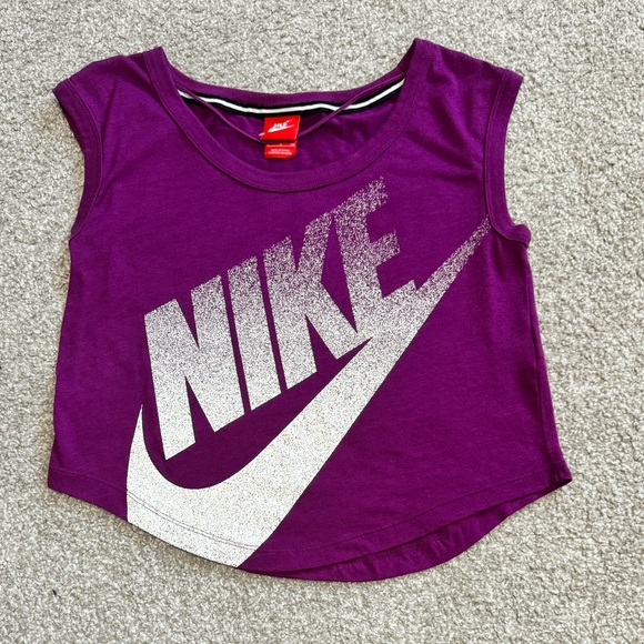 Nike Tops - Nike Crop Top size small